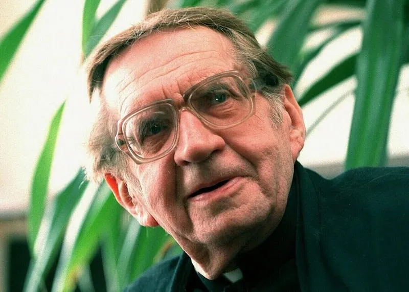 Krótkie wiersze Jana Twardowskiego – magia słów w pigułce