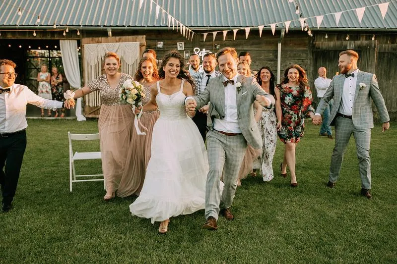 Magia Motywu Historii w Weselu: Jak Ożywić Tradycje w Nowoczesnym Stylu