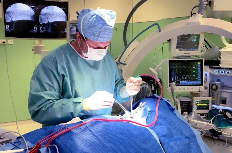 Na granicy życia: doświadczenia neurochirurga, który przeszedł śmierć kliniczną